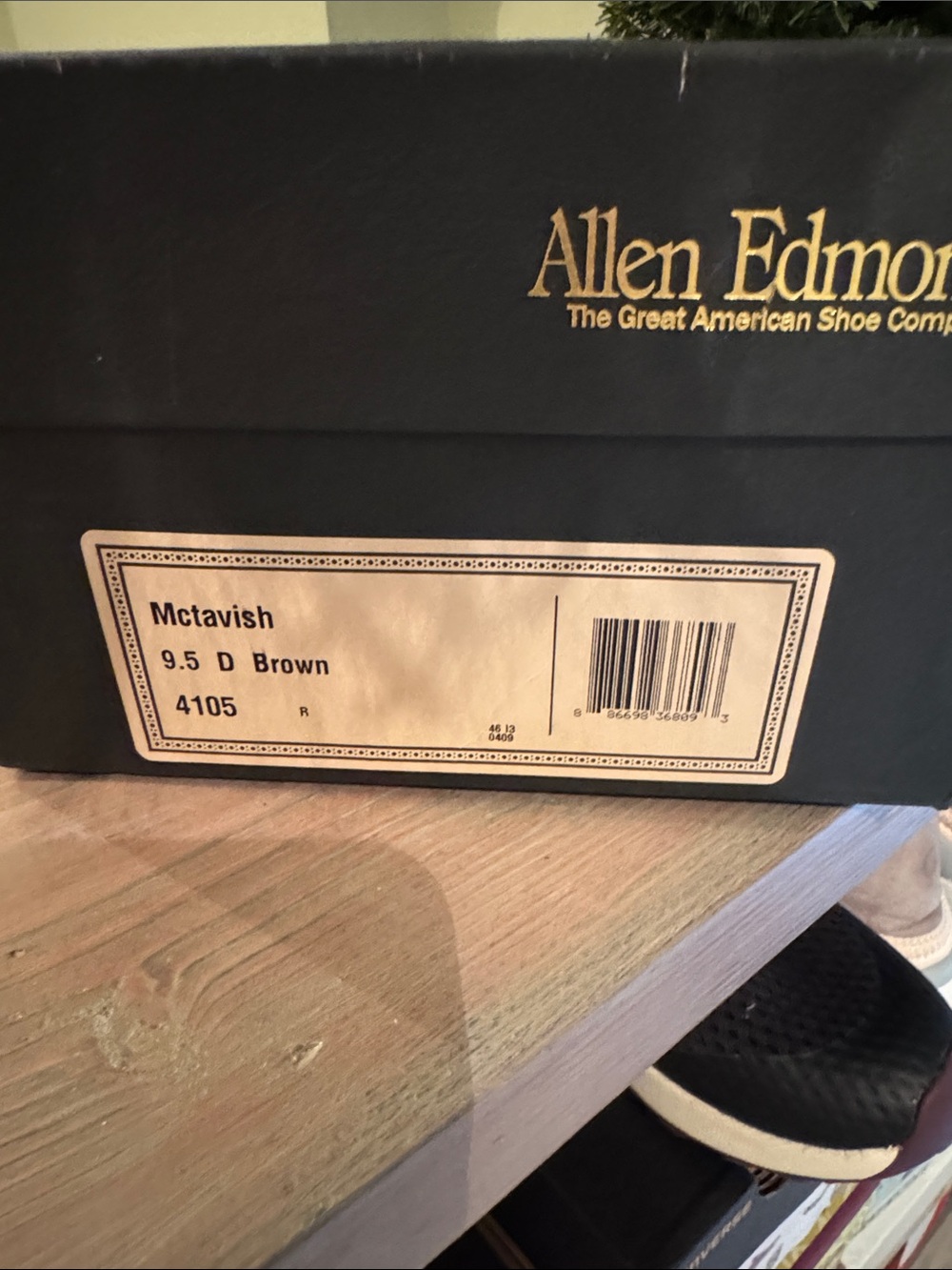 Allen Edmonds Mctavish size 9.5 brown leather